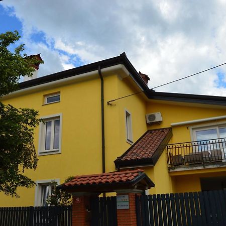 Apartment Kancler โนวาโกริคา ภายนอก รูปภาพ