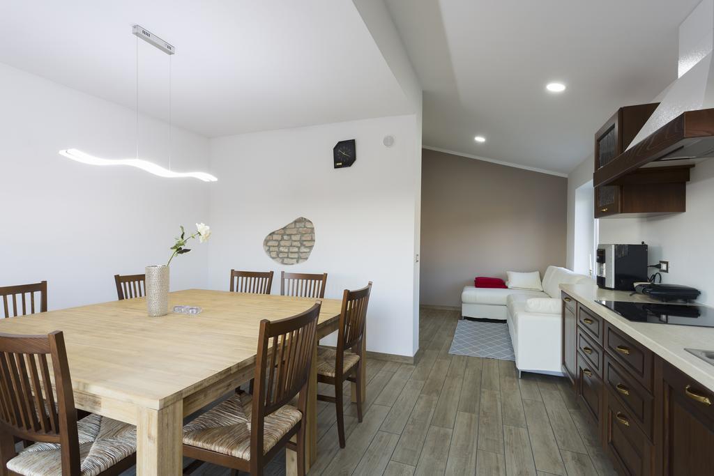 Apartment Kancler โนวาโกริคา ภายนอก รูปภาพ