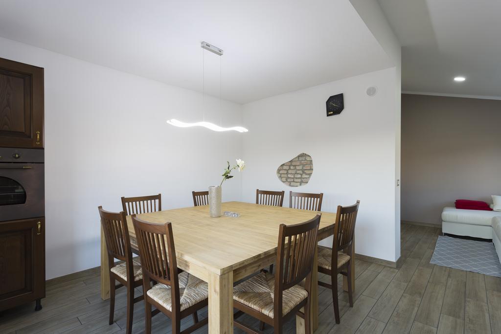 Apartment Kancler โนวาโกริคา ภายนอก รูปภาพ