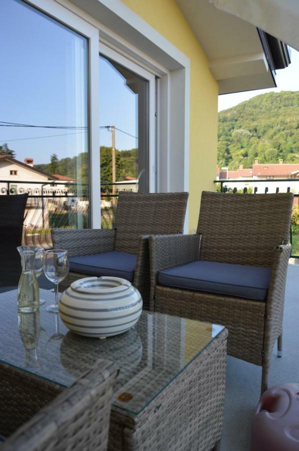 Apartment Kancler โนวาโกริคา ภายนอก รูปภาพ