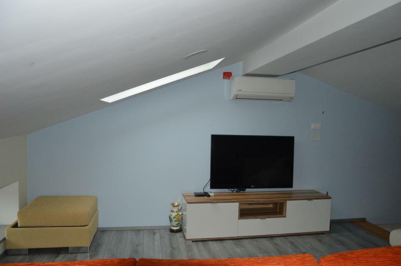 Apartment Kancler โนวาโกริคา ภายนอก รูปภาพ